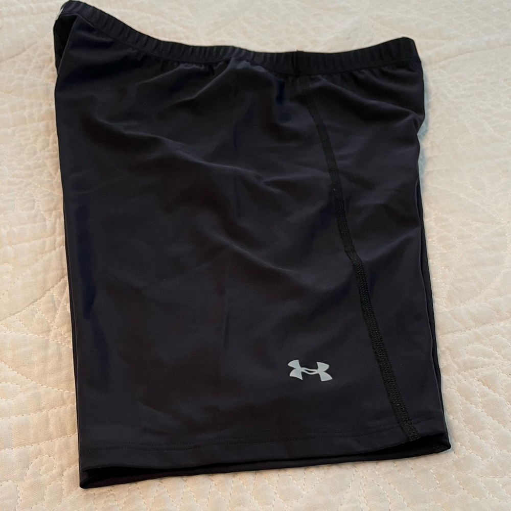 UNDER ARMOUR Women’s Athletic Short Black
